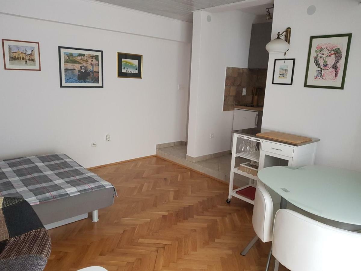 L&M Studio Apartman Apartment Pula Exterior photo